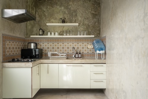 Modern 2BR Apart Seminyak – Near Beaches & Cafés