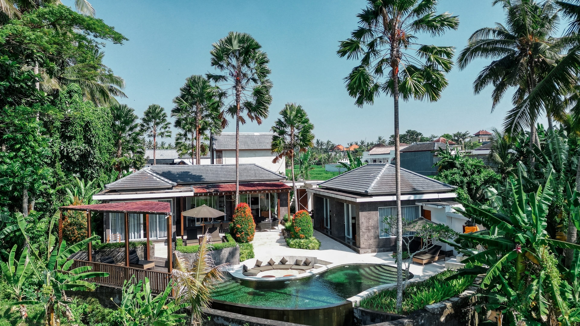 Luxury 3BR Ubud Villa | Pool & Rice Field Views
