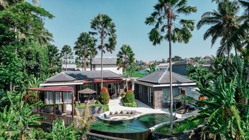 Luxury 3BR Ubud Villa | Pool & Rice Field Views