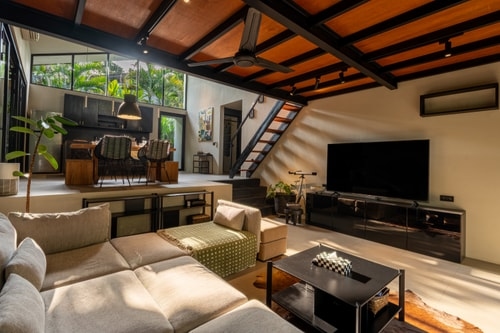 2BR Canggu Villa: Luxury Pool & Outdoor BBQ