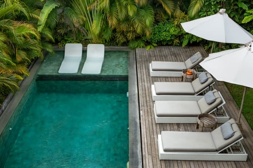 Luxe 4BR Berawa Garden Pool Villa | 6mins to Beach