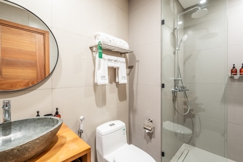 Canggu 1BR Suite | Rooftop Gym, Sauna & Pool