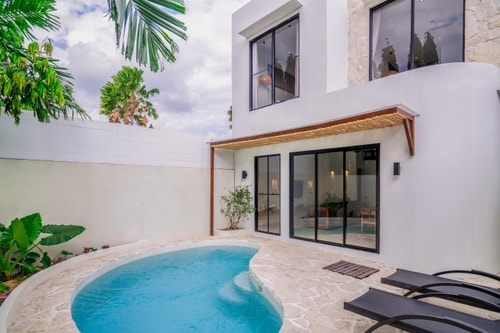 Seasalt - Cool Modern 2BR Villa w/ Pool Near Beach