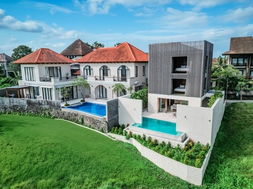 Sophisticated 2BR Canggu | Pool, Near Echo Beach