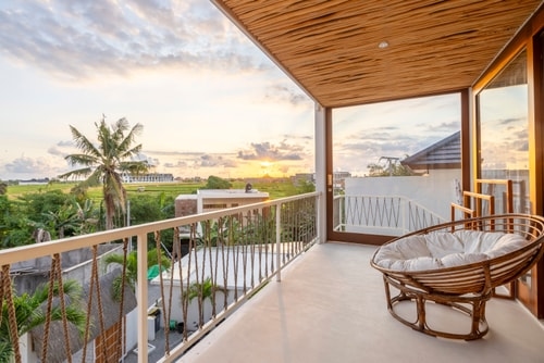 Refined 1BR Canggu | Aesthetic Sunset Balcony