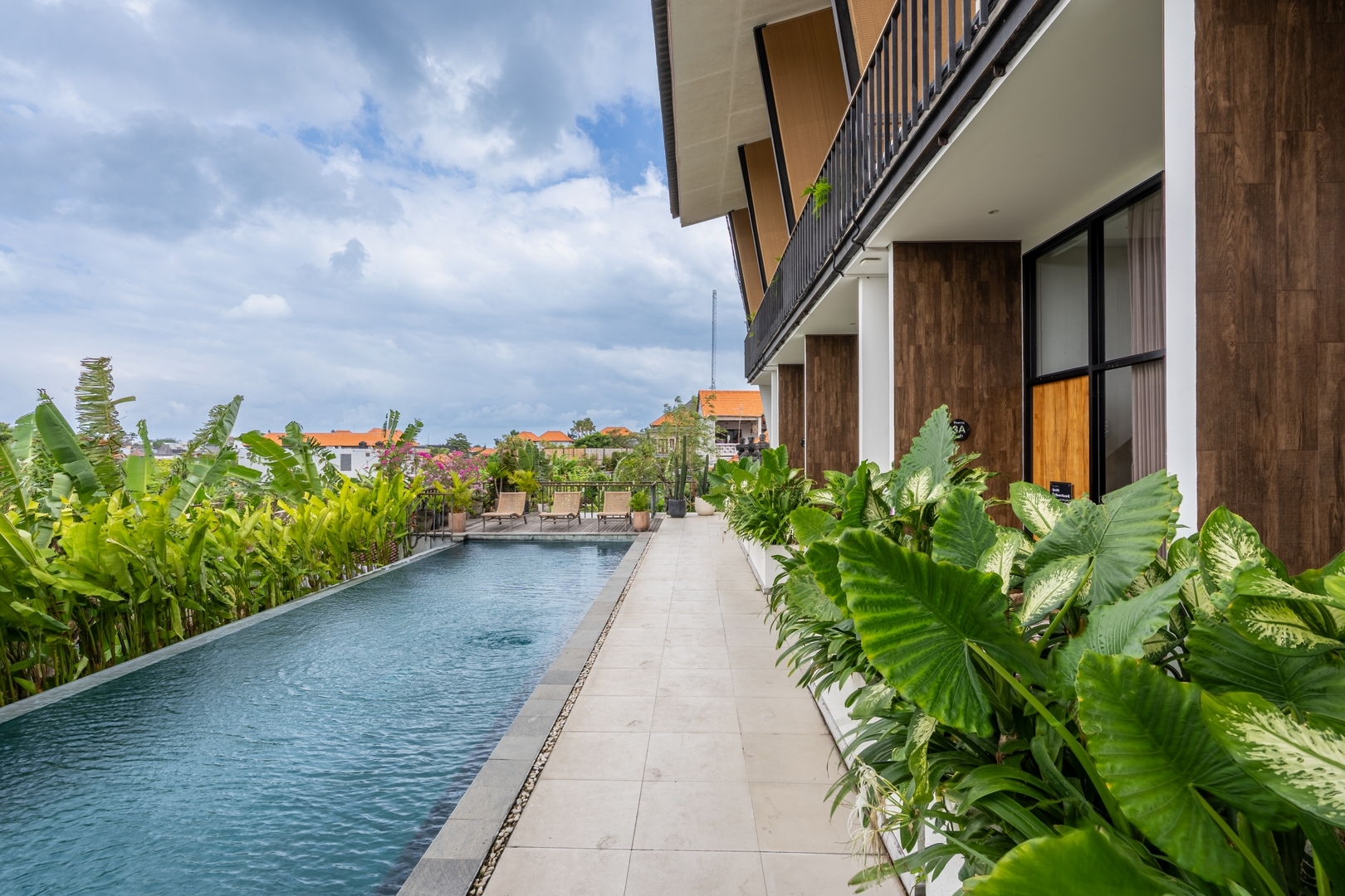 1BR Loft Near Nelayan Beach | Pool