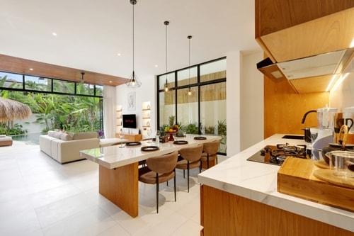 Comfort Stylish 3BR Villa w/ Rooftop & Pool, Canggu