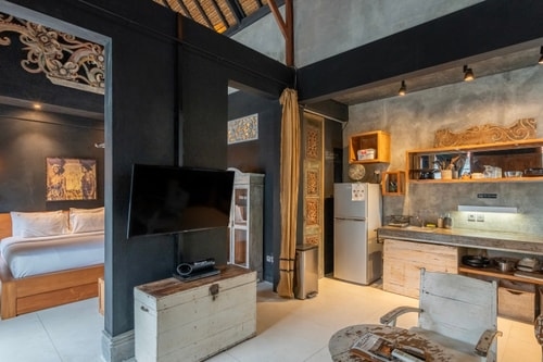 1BR Luxury Canggu Villa | Pool & Bathtub