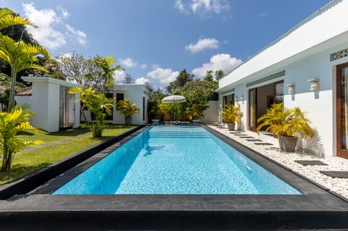 5BR Luxury Designer Villa Uluwatu near Savaya