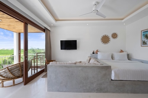 1BR Sunset Balcony Canggu Apart | Near Cafés