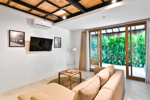 Canggu 1BR Stylish Apart | Balcony & Pool Access