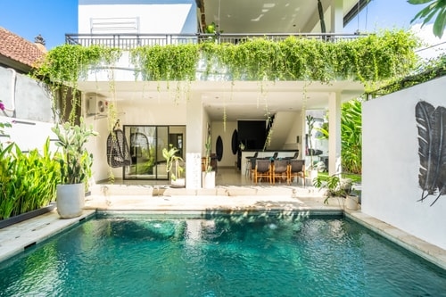 Vanilla - Premium 3BR Villa In Berawa Canggu, Bali