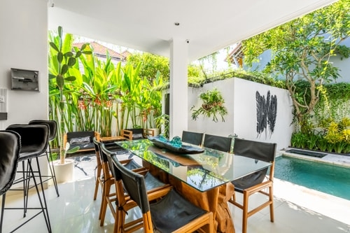 Vanilla - Premium 3BR Villa In Berawa Canggu, Bali