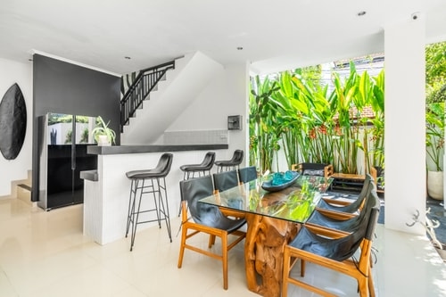 Vanilla - Premium 3BR Villa In Berawa Canggu, Bali