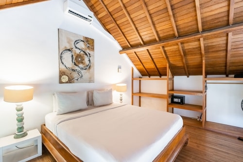 1BR Canggu Apart: Pool & Walk to Berawa Beach