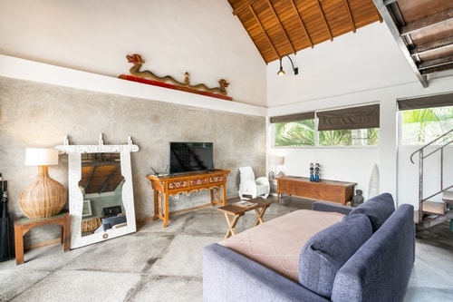 1BR Canggu Apart: Pool & Walk to Berawa Beach