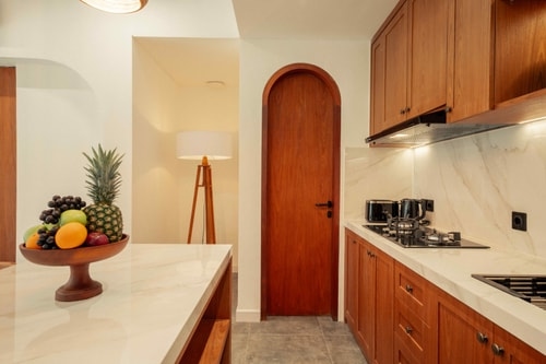 Canggu 4BR Modern Tropical VIlla w/ Pool & Rooftop