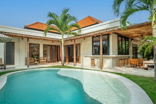 3BR Luxury Villa | Near Desa Kitsuné & Pool