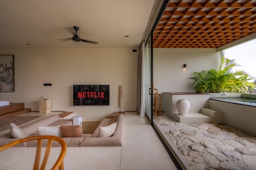 Luxe 1BR Canggu Studio | Rice Fields Pool Balcony