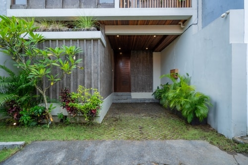 Canggu 2BR Villa | Bathtub & Pool, 5mins to Beach