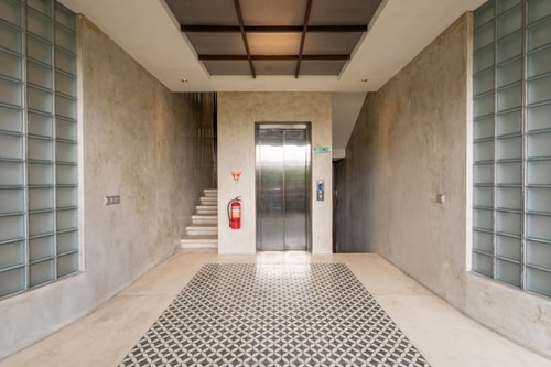 Modern 2BR Apart Seminyak – Near Beaches & Cafés