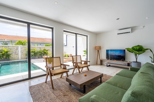 3BR Refined Near Berawa Beach Villa | Sleek Pool