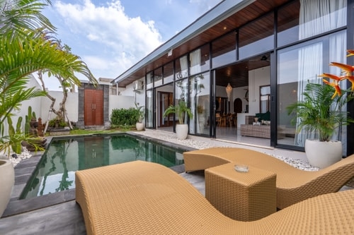 3BR Modern Luxury Villa | Near Seseh Beach & Cafés