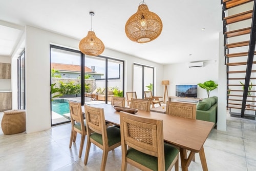 3BR Refined Near Berawa Beach Villa | Sleek Pool