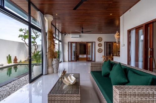 3BR Modern Luxury Villa | Near Seseh Beach & Cafés