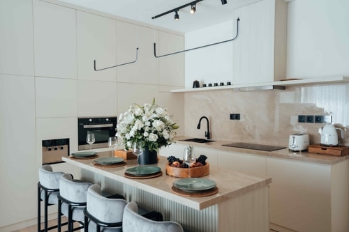 Canggu Modern 2BR Villa | Private Pool, Near Beach