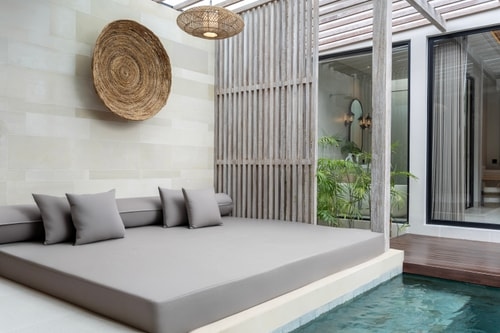 2BR Canggu Sanctuary with Pool and Bathtub