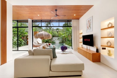 Stylish 3BR Canggu Villa | Pool & Rooftop