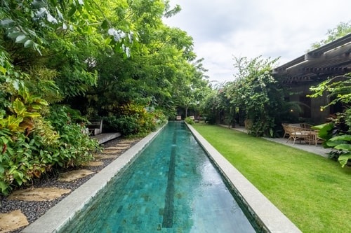 Detached 1BR Tropical Room in Uluwatu with Pool
