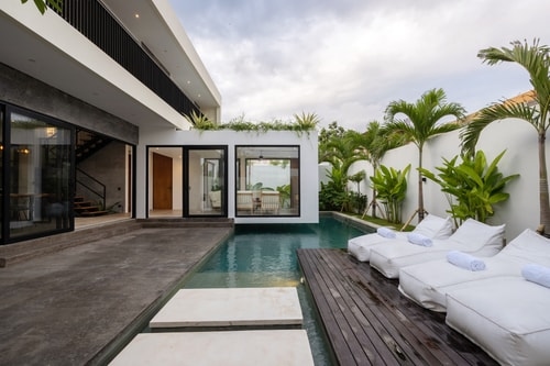 3BR Canggu Villa | Pool, Bath & Near Berawa Beach