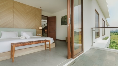 3BR Cemagi Beachside Villa | Club House Pool & Gym