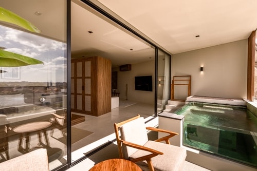 Canggu 1BR Sunset Pool Balcony Studio | Workdesk