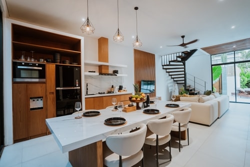 Canggu Stylish 3BR Villa Escape W/ Rooftop & Pool