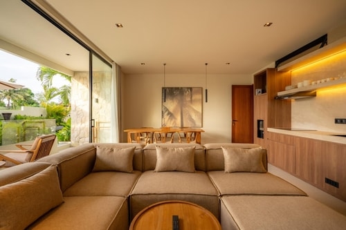 Canggu Stunning 2BR Balcony Studio & Pool Access