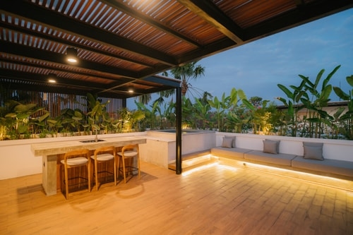 Modern-Luxury 3BR Villa Canggu w/ Pool & Rooftop