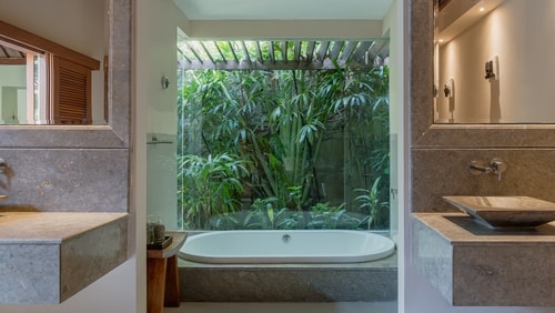 1BR Balinese Haven Central Seminyak with SPA Room