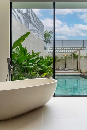 Designer 3BR Umalas | Pool & Bath, 700m to Cafés