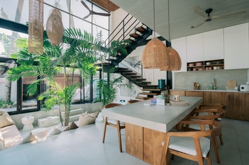 Canggu 2BR Ocean Breeze VIlla w/ Rooftop & Pool