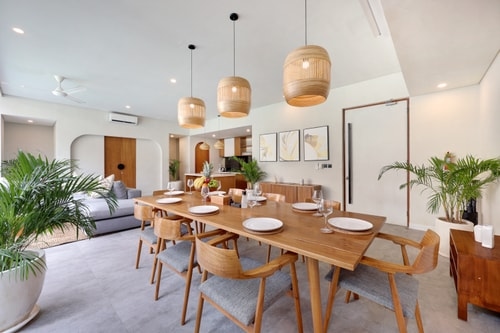 Berawa Escape 4BR Villa | Private Pool & Rooftop