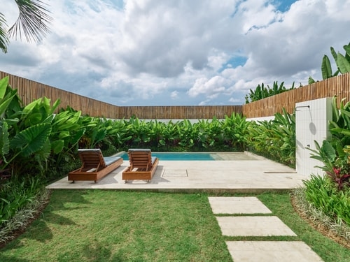 Canggu 3BR Villa w/ Rooftop & Pool, Close to Beach