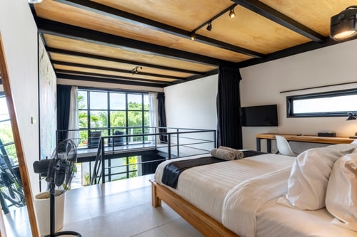 1BR Modern Canggu Pool Loft | Near Beaches & Cafés