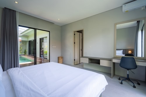 Modern 2BR Villa near Seseh Surf | Pool & Bathtub