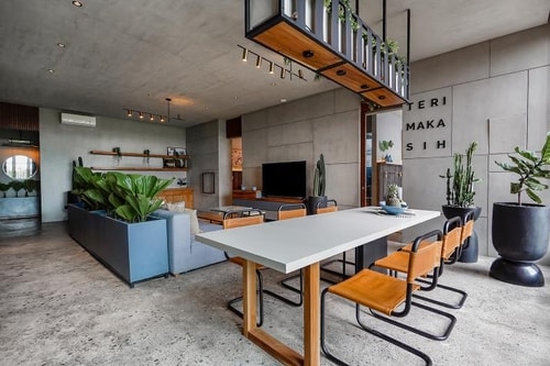 Vinaka: Stylish 5BR Designer Canggu Villa w/ Pool