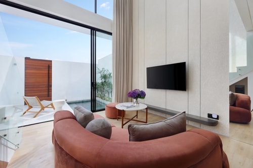 Stylish 2BR Canggu Villa | Pool, 750m to Beach