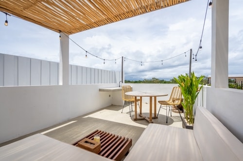 Beachtown 2BR Bingin Villa | Pool & Rooftop Lounge