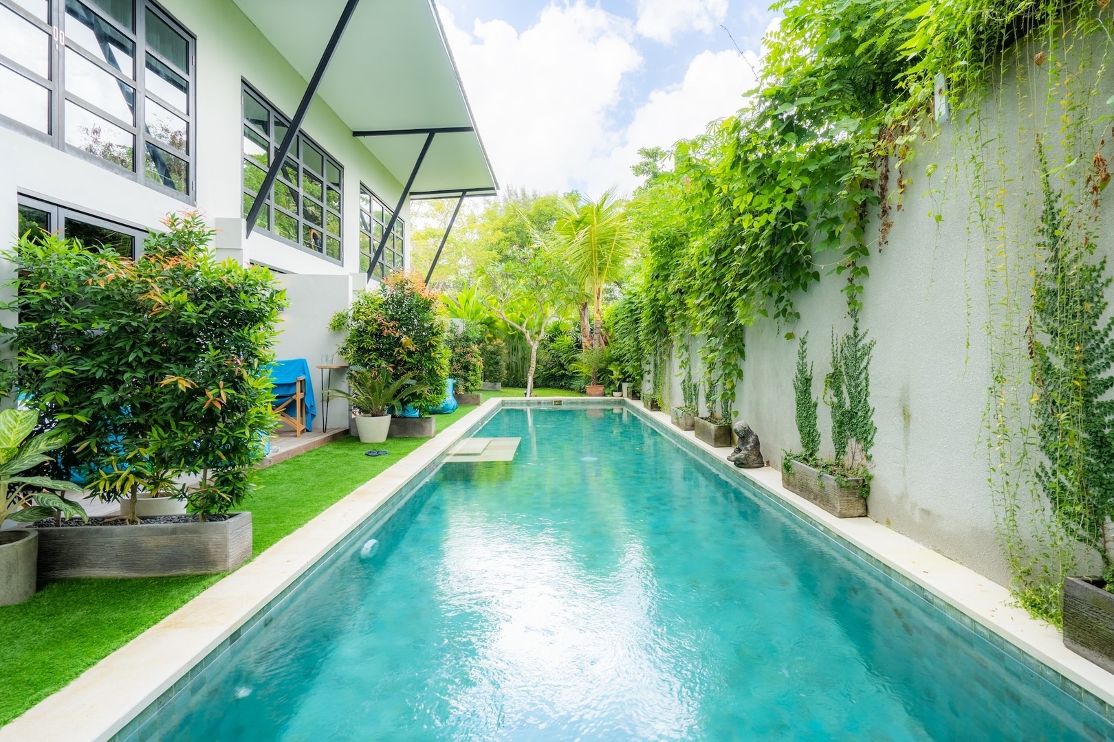 Canggu Near Berawa Beach 1BR Chic-Loft | Pool